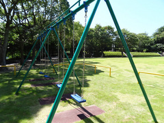 浜松城公園ブランコ