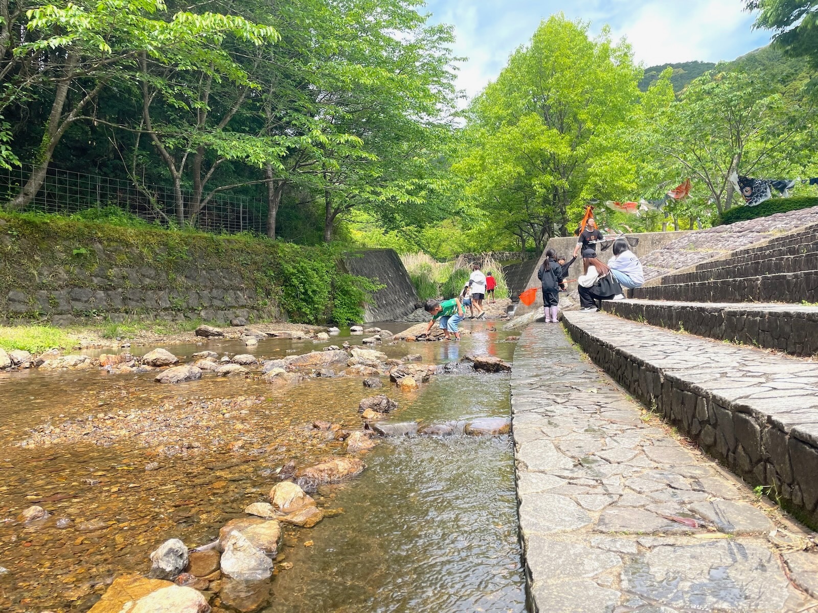 川