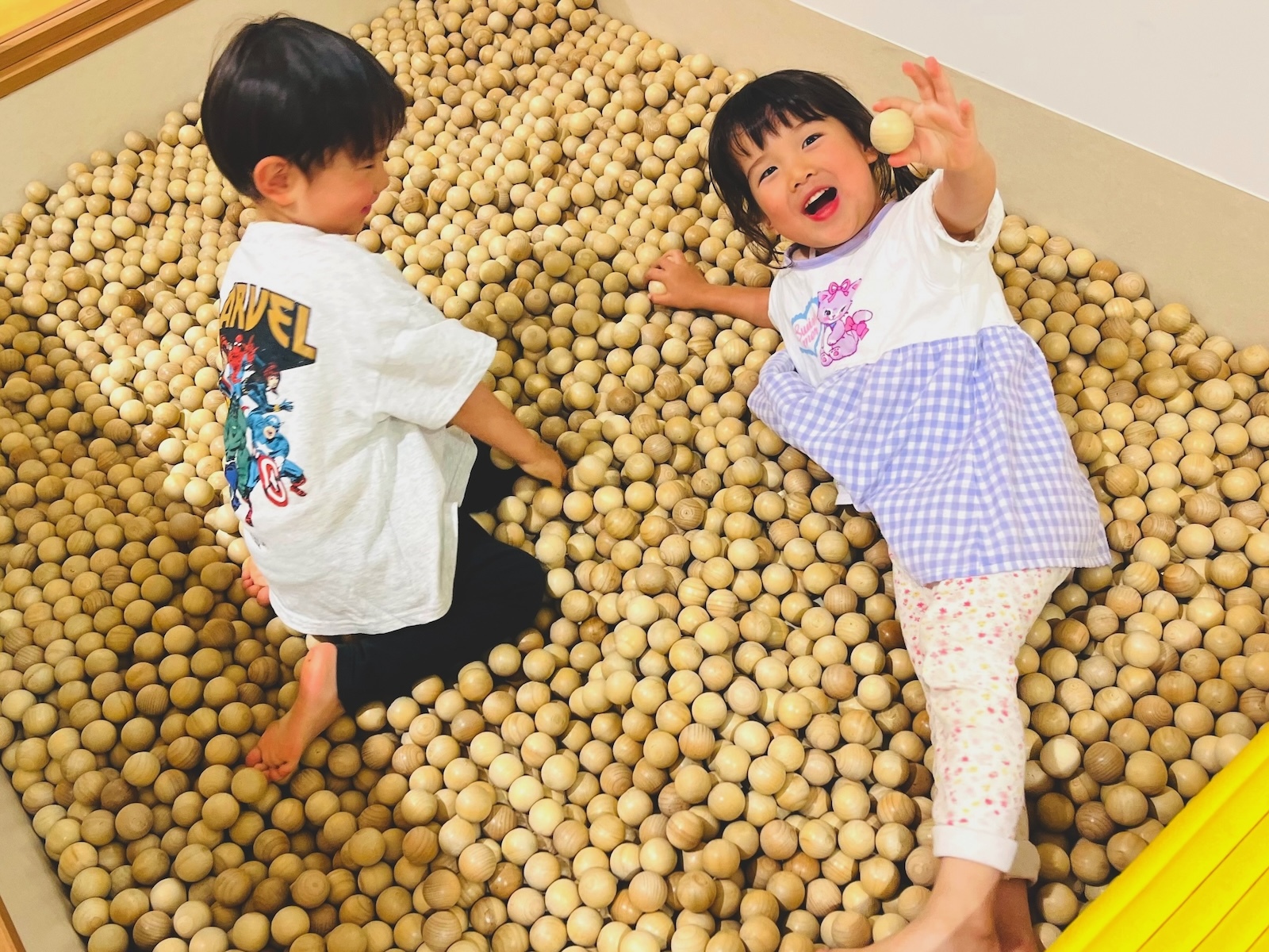 木のボール