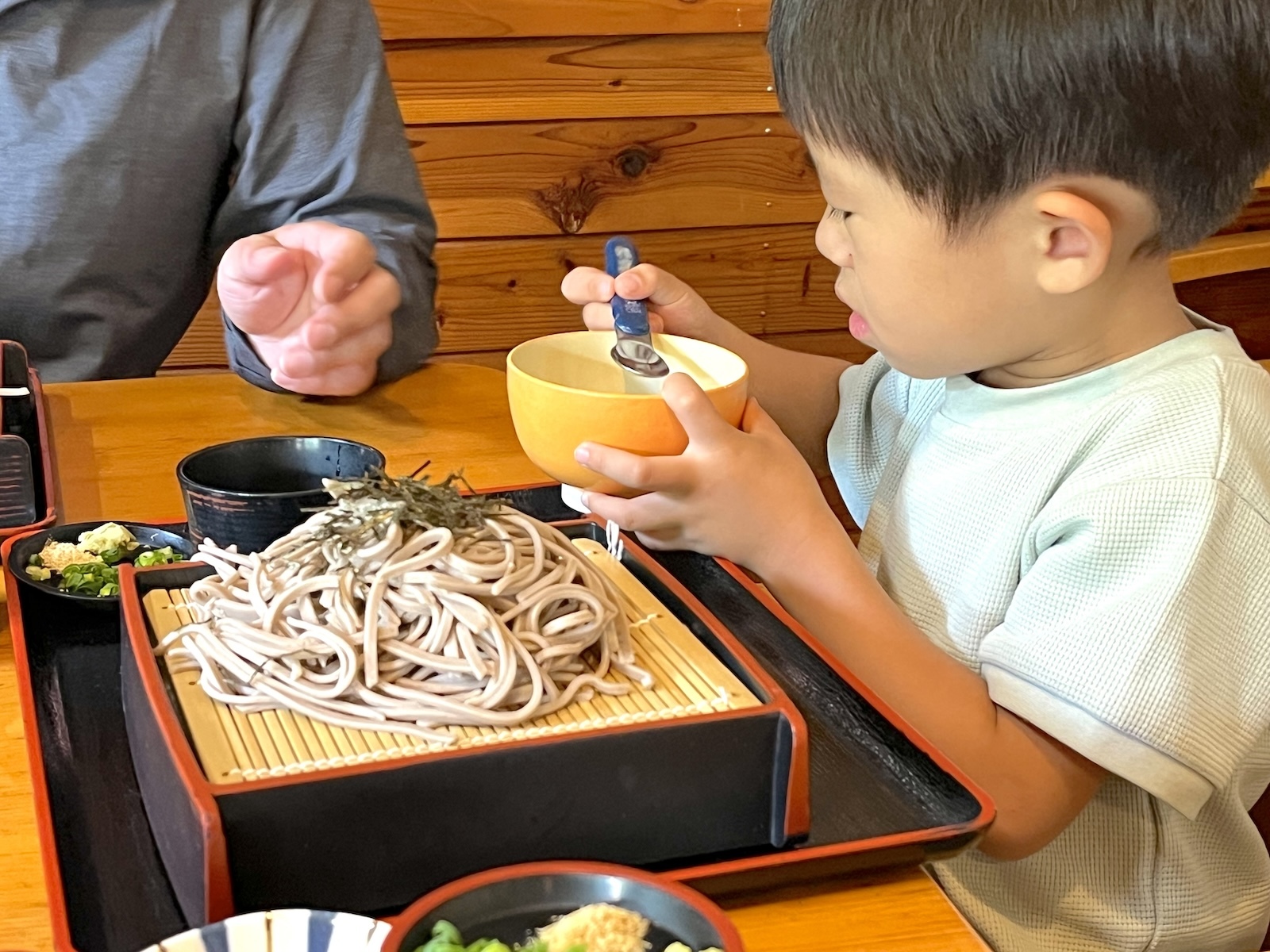 子ども
