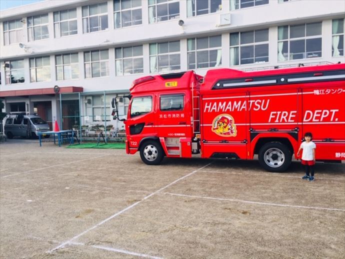 学校で防災訓練