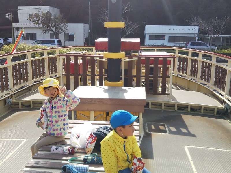 船上で