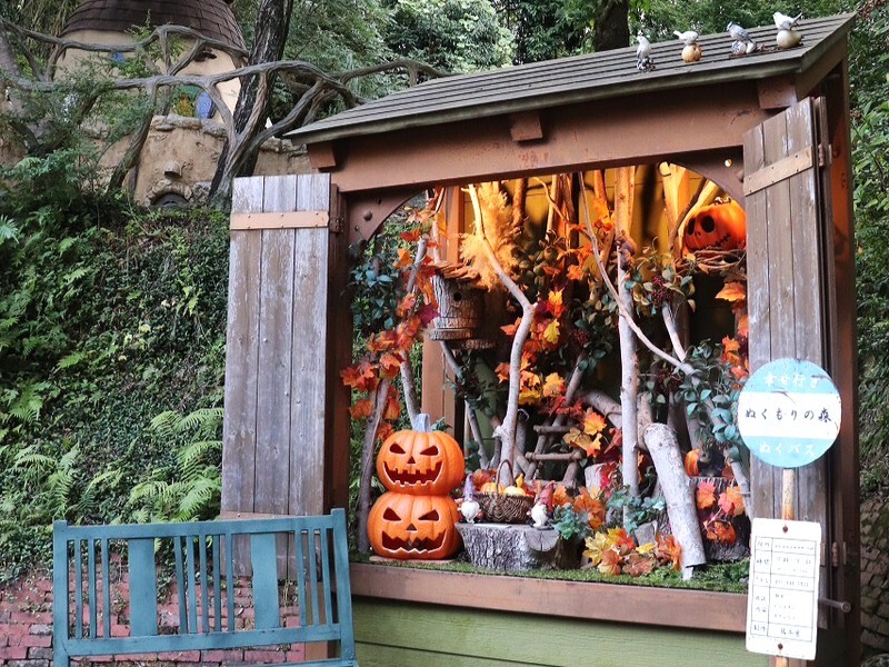 ハロウィンバス停