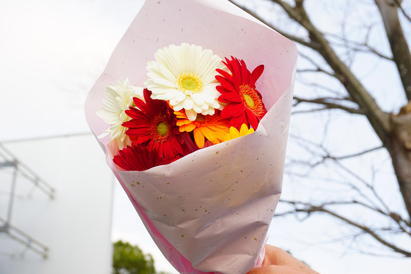 【画像】【2026年3月に卒業の卒業生限定！】ガーベラでミニブーケづくり！