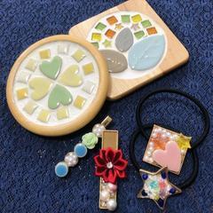 【画像】アクセサリーとフェルトの花づくり