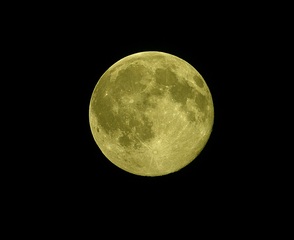 満月
