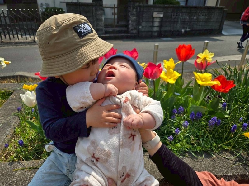 兄弟で仲良し春ショット