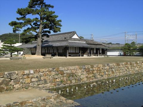 新居関所