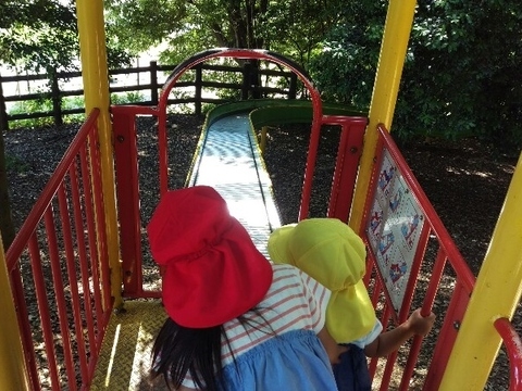 すべり台挑戦
