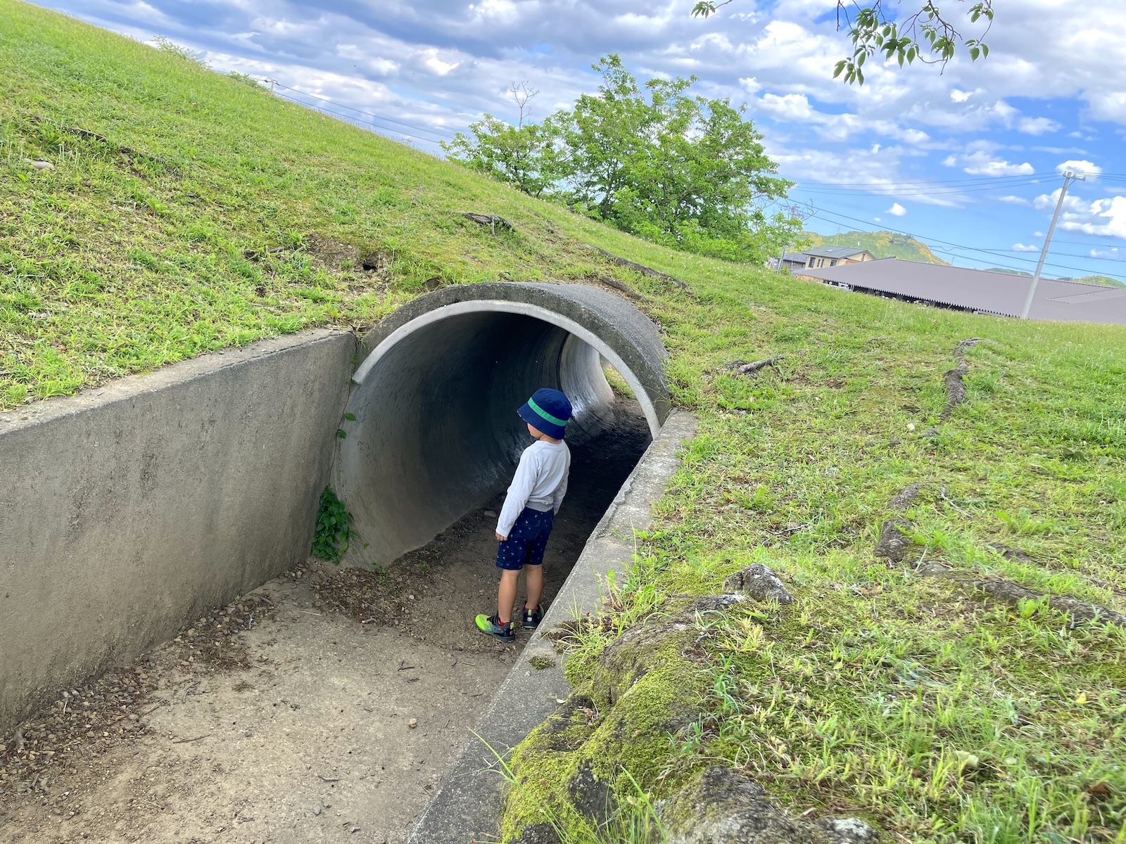 トンネル