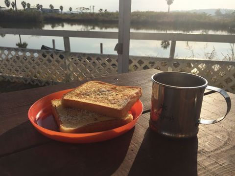 朝食