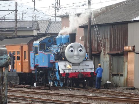 トーマス