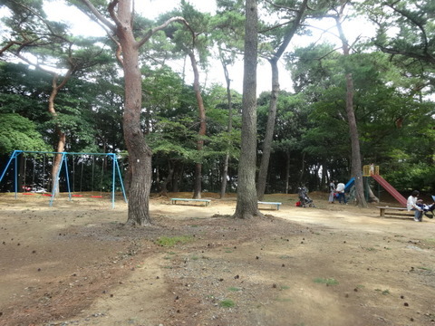 住吉墓苑遊具