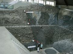 地震断層観察館