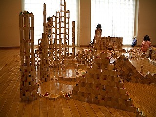 積み木で遊ぼう