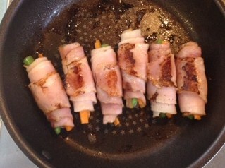 ベーコンロール4