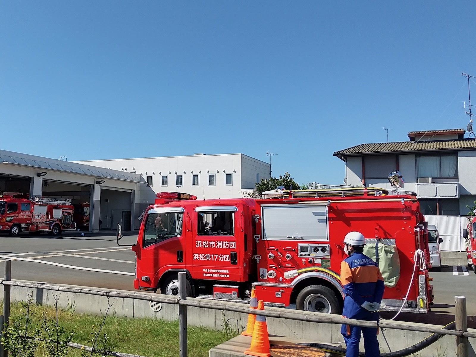 少年消防クラブで体験学習 浜松市子育て情報サイト ぴっぴ 少年消防クラブで体験学習 浜松市子育て情報サイト ぴっぴ