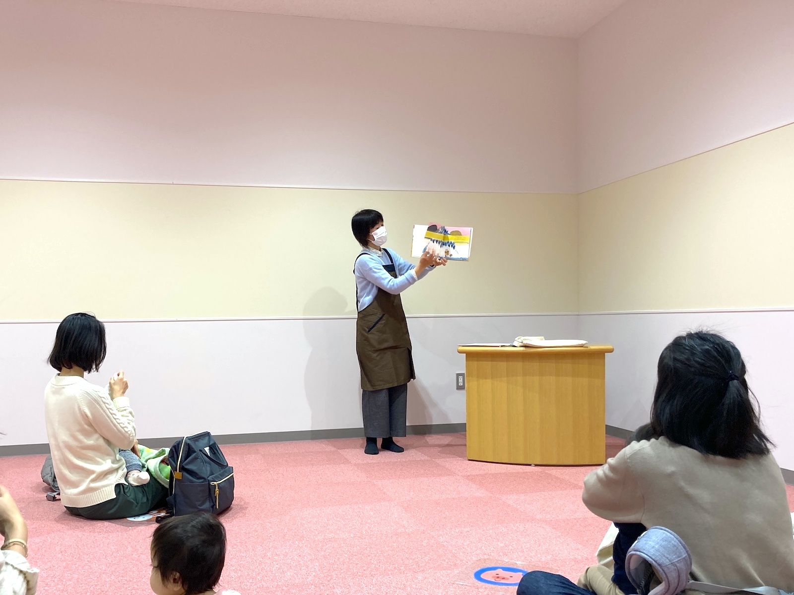 読み聞かせ